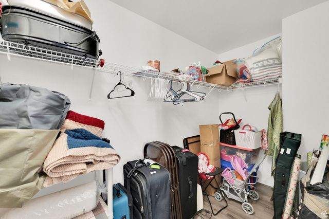 282 BEAUMONT DR, Kaysville, UT 84037