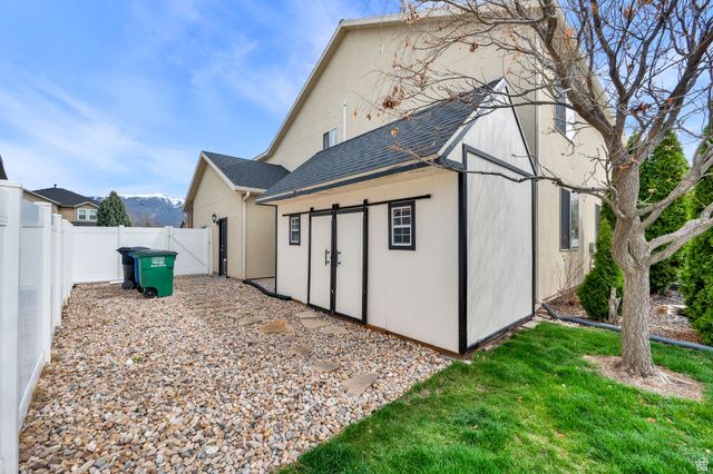 282 BEAUMONT DR, Kaysville, UT 84037