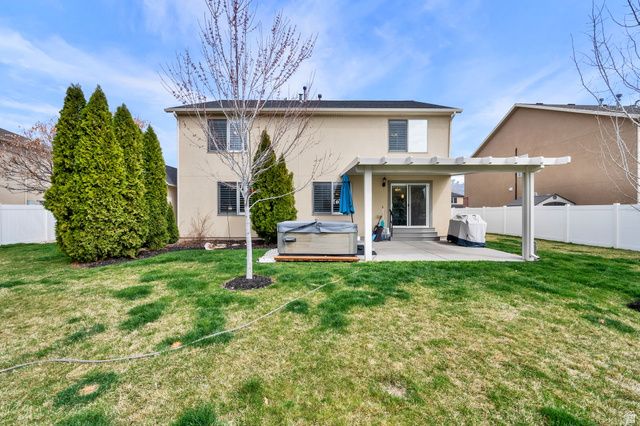 282 BEAUMONT DR, Kaysville, UT 84037
