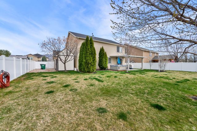 282 BEAUMONT DR, Kaysville, UT 84037