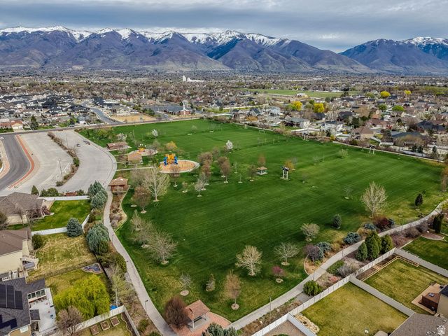 282 BEAUMONT DR, Kaysville, UT 84037