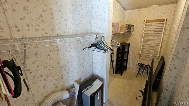 20 Calla Way, Cheektowaga, NY 14225