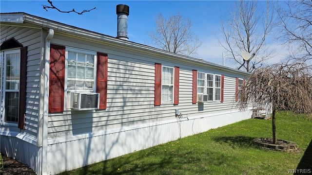 20 Calla Way, Cheektowaga, NY 14225
