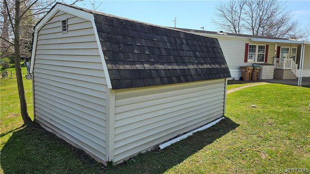 20 Calla Way, Cheektowaga, NY 14225