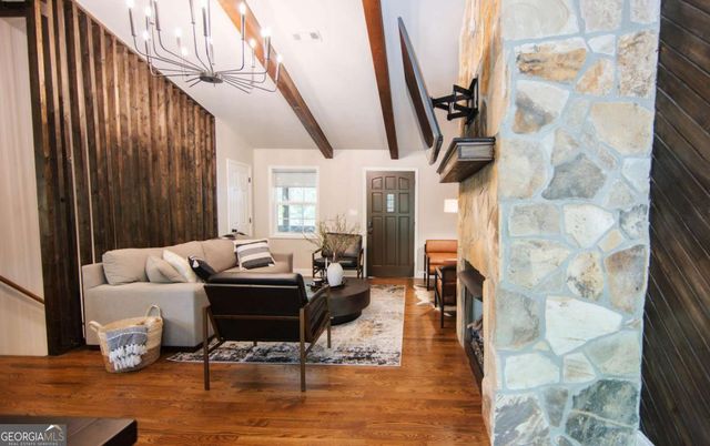 33 Pigeon Creek Drive, Blue Ridge, GA 30513