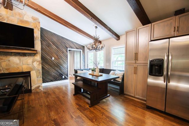 33 Pigeon Creek Drive, Blue Ridge, GA 30513