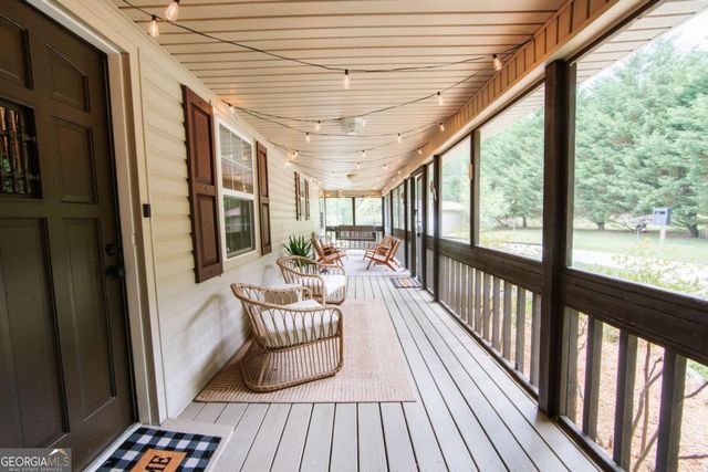 33 Pigeon Creek Drive, Blue Ridge, GA 30513