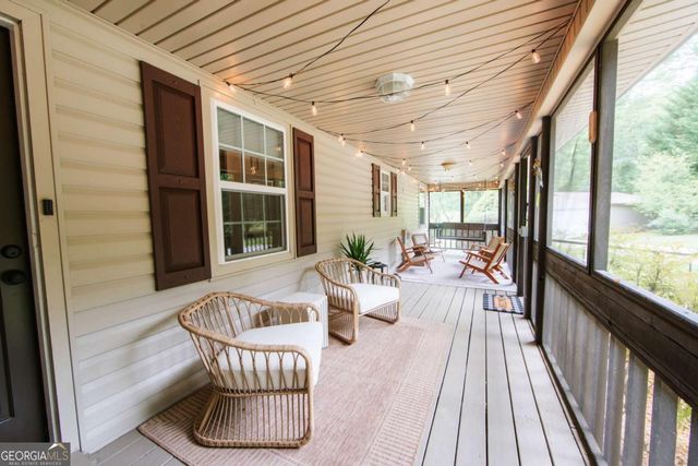 33 Pigeon Creek Drive, Blue Ridge, GA 30513
