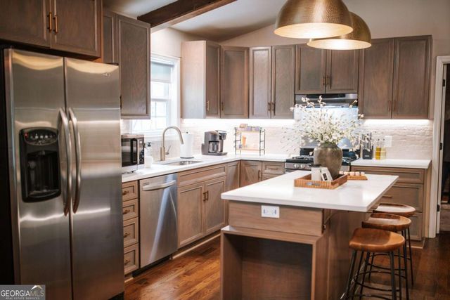33 Pigeon Creek Drive, Blue Ridge, GA 30513