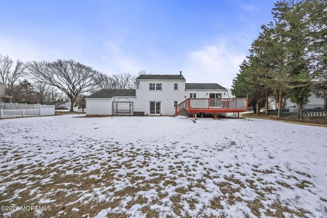 7 Tarrytown Road, Manalapan, NJ 07726