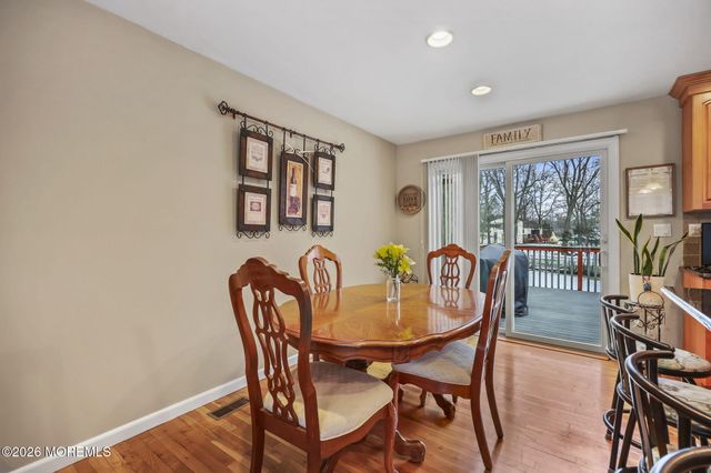 7 Tarrytown Road, Manalapan, NJ 07726