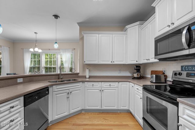 127 Headwaters Drive, Hampstead, NC 28443