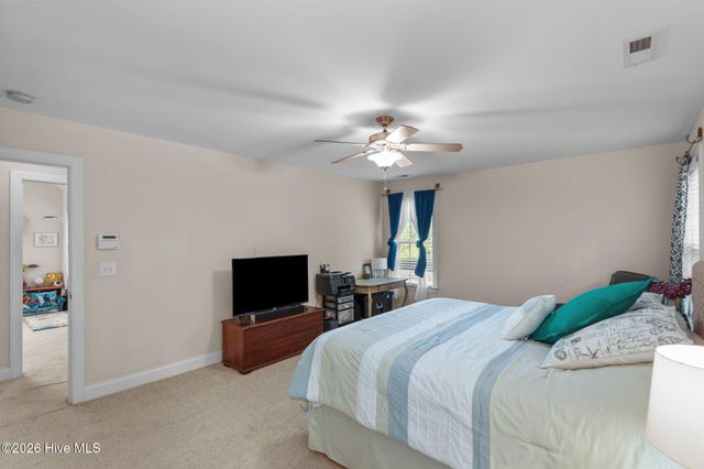127 Headwaters Drive, Hampstead, NC 28443