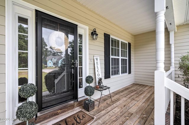 127 Headwaters Drive, Hampstead, NC 28443