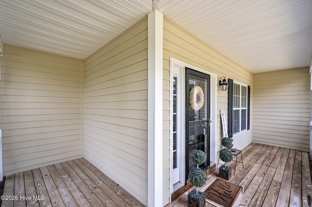 127 Headwaters Drive, Hampstead, NC 28443