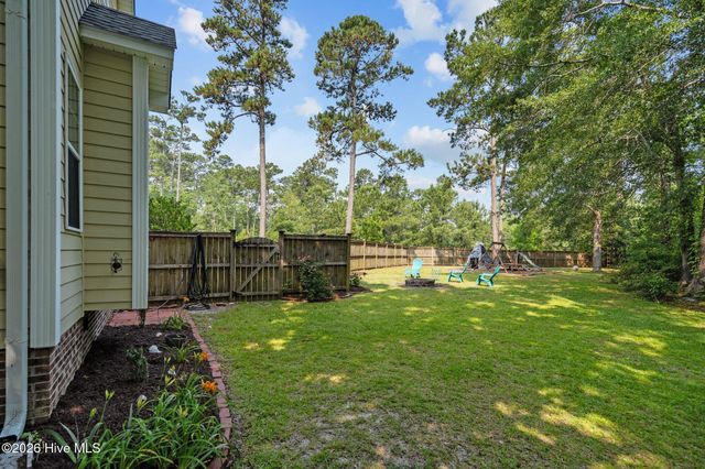 127 Headwaters Drive, Hampstead, NC 28443