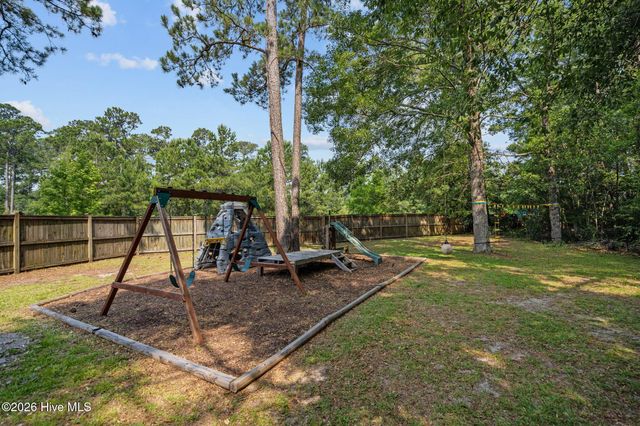 127 Headwaters Drive, Hampstead, NC 28443