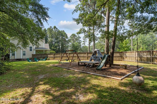 127 Headwaters Drive, Hampstead, NC 28443