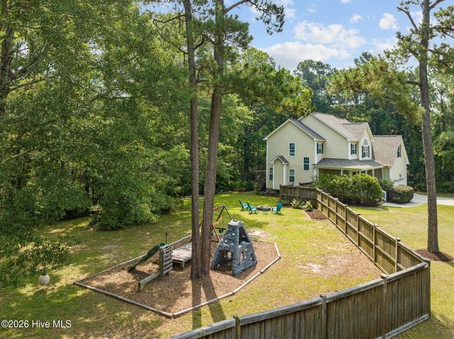 127 Headwaters Drive, Hampstead, NC 28443