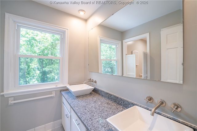 1223 Mount Vernon Road, Charleston, WV 25314