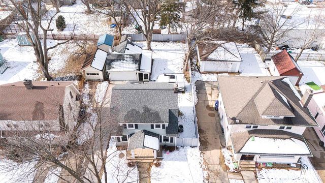 733 Eisenhower Avenue, Janesville, WI 53545