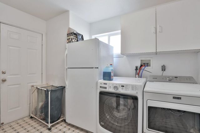 9719 Gary Dr, Browns Valley, CA 95918