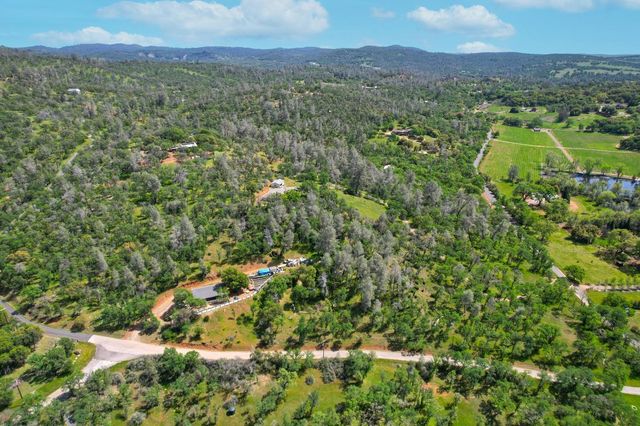 9719 Gary Dr, Browns Valley, CA 95918