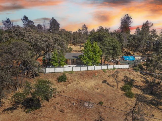 9719 Gary Dr, Browns Valley, CA 95918