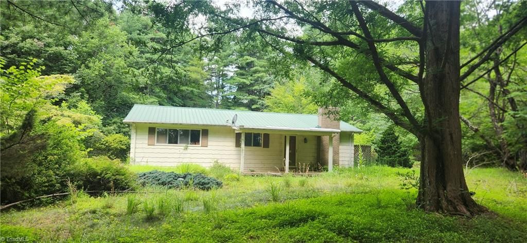 1902 Shoe Road, Millers Creek, NC 28651