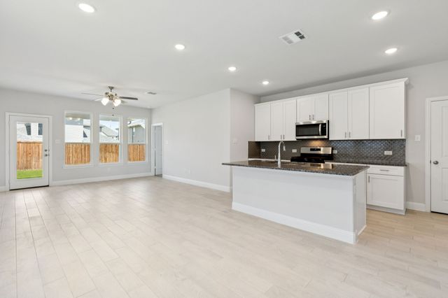 725 Rusty Spurs Place, Weston, TX 75009