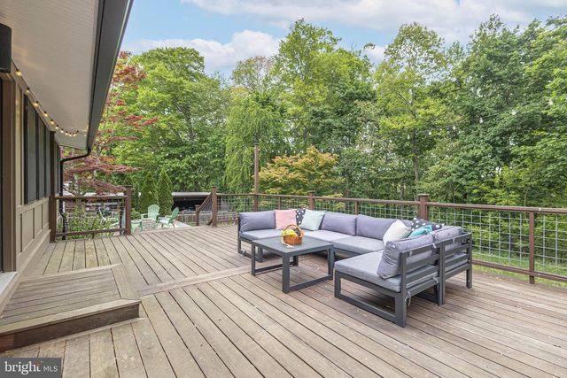 2214 STACKHOUSE DR, Yardley, PA 19067