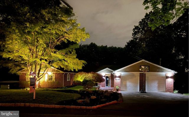 2214 STACKHOUSE DR, Yardley, PA 19067