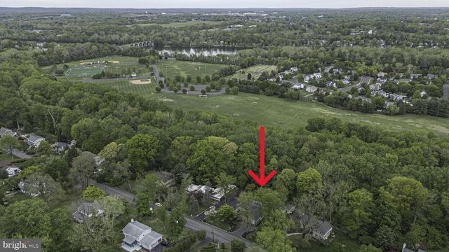 2214 STACKHOUSE DR, Yardley, PA 19067