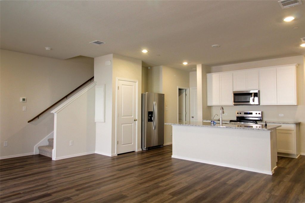 12810 Siena Village LN, Buda, TX 78610