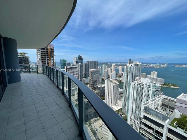 1000 Brickell Plaza 5908, Miami, FL 33131