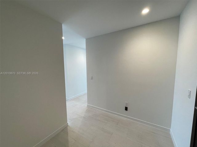 1000 Brickell Plaza 5908, Miami, FL 33131