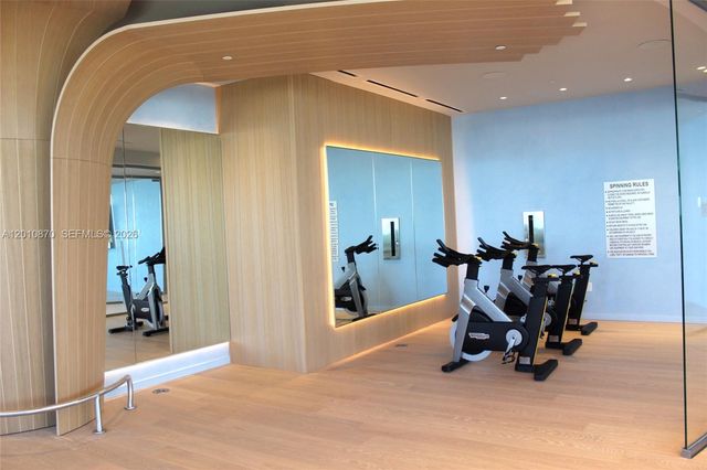1000 Brickell Plaza 5908, Miami, FL 33131