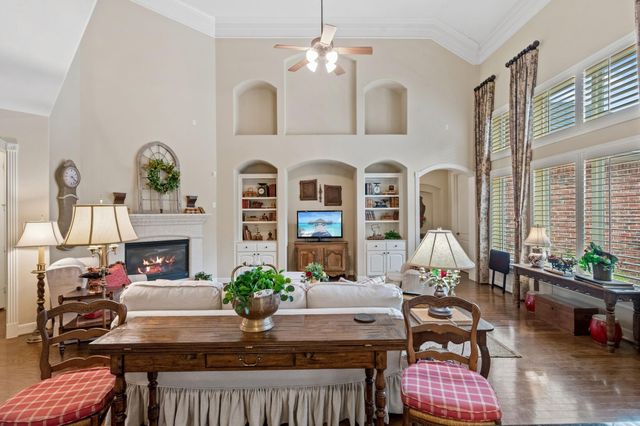 1319 Regal Shores Court, Kingwood, TX 77345