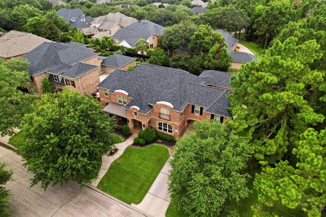 1319 Regal Shores Court, Kingwood, TX 77345