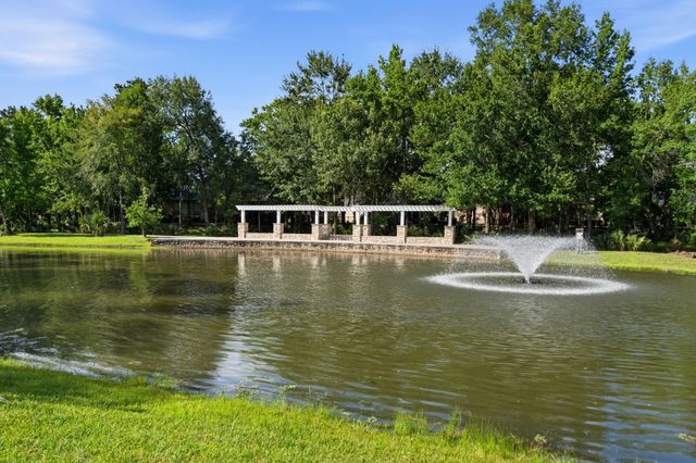 1319 Regal Shores Court, Kingwood, TX 77345