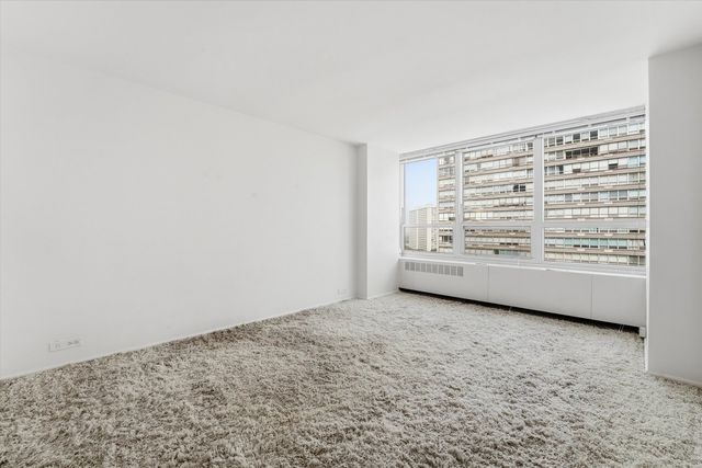 4800 S Chicago Beach Drive 1503S, Chicago, IL 60615
