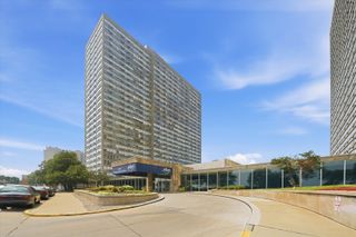 4800 S Chicago Beach Drive 1503S, Chicago, IL 60615