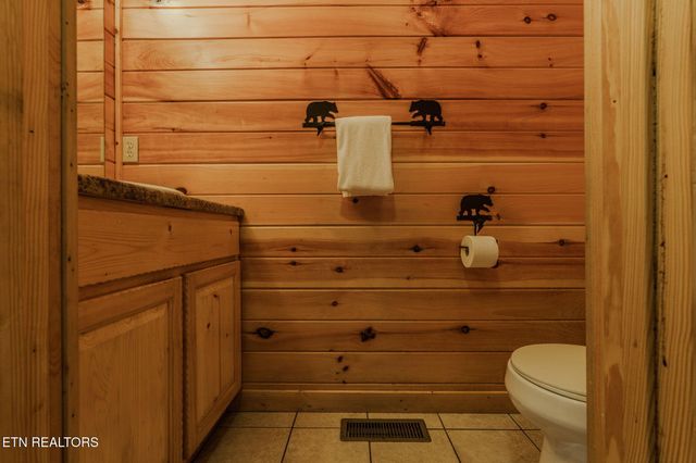 205 W Pinnacle Drive, Gatlinburg, TN 37738