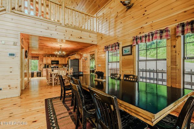 205 W Pinnacle Drive, Gatlinburg, TN 37738