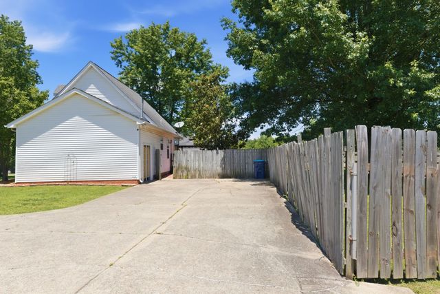 507 Morris Dr, Murfreesboro, TN 37130