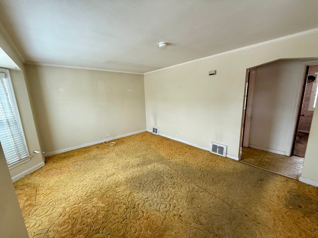 7456 W Seminole Street, Chicago, IL 60631