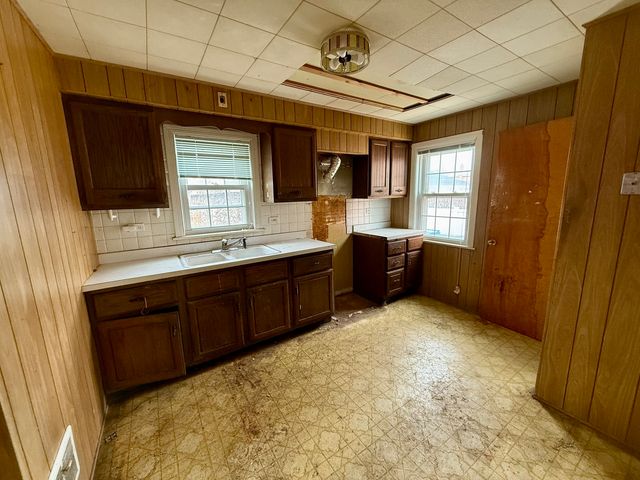 7456 W Seminole Street, Chicago, IL 60631