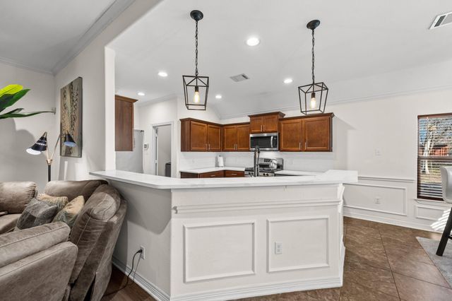 6318 Ezzard Charles Lane, Houston, TX 77091