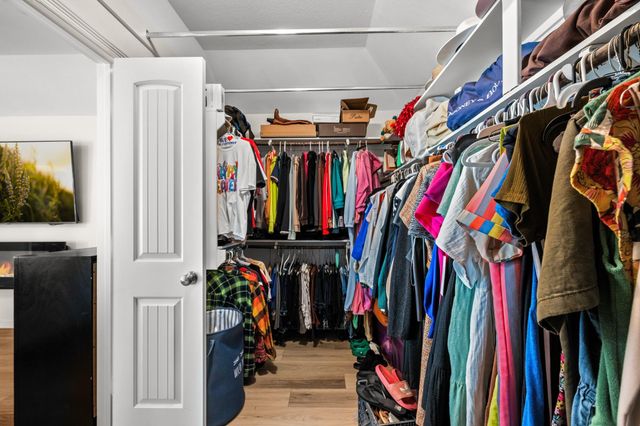 6318 Ezzard Charles Lane, Houston, TX 77091