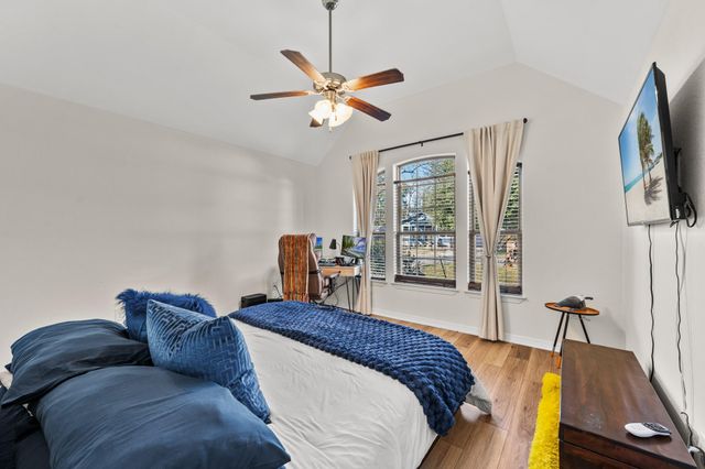 6318 Ezzard Charles Lane, Houston, TX 77091